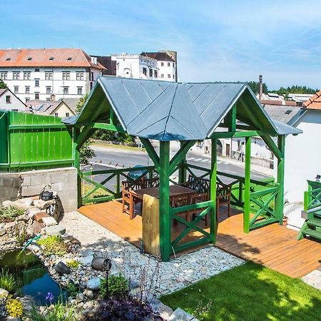 Penzion-apartmán Souček Jindřichŭv Hradec Esterno foto