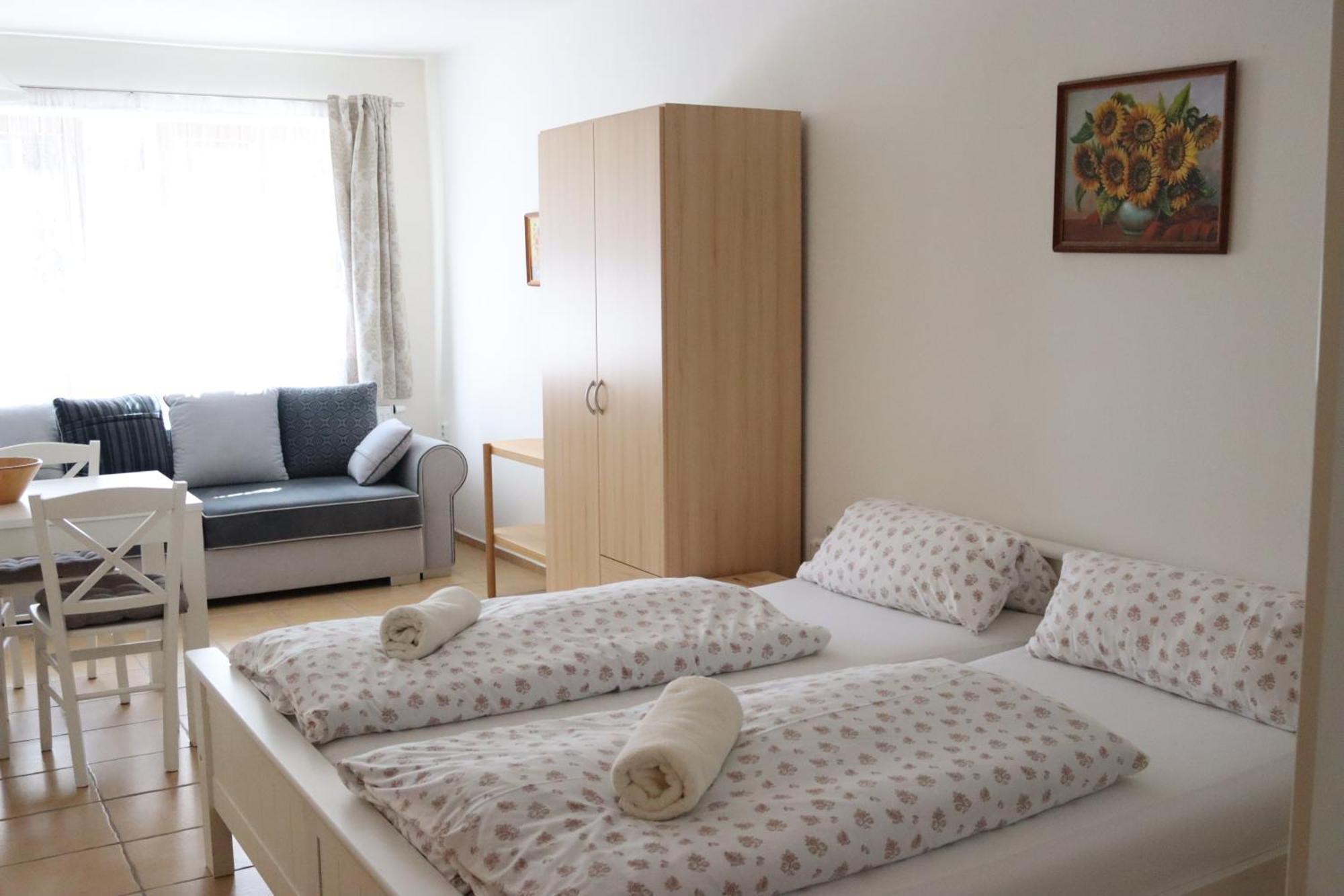 Penzion-apartmán Souček Jindřichŭv Hradec Esterno foto