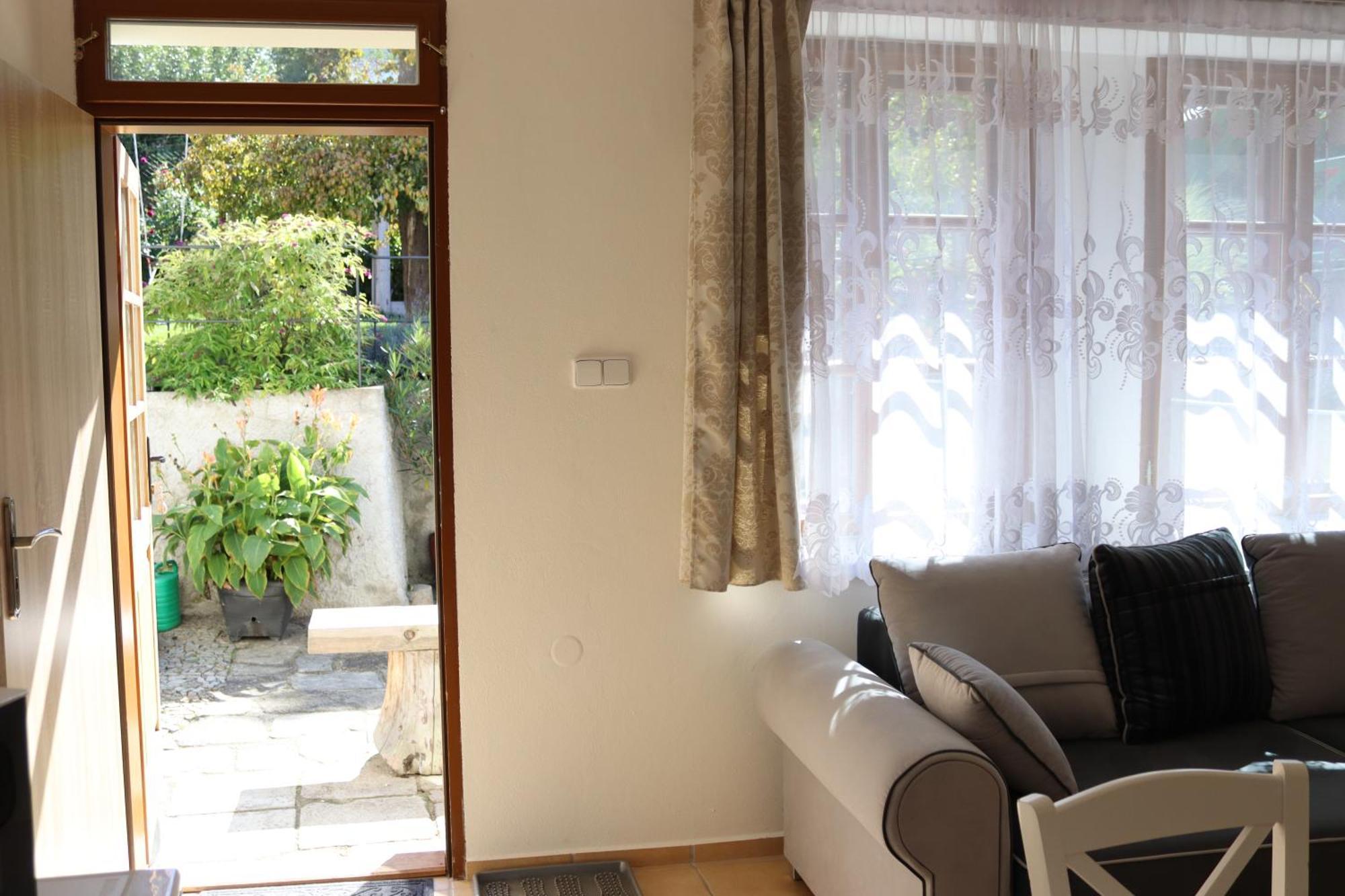 Penzion-apartmán Souček Jindřichŭv Hradec Esterno foto