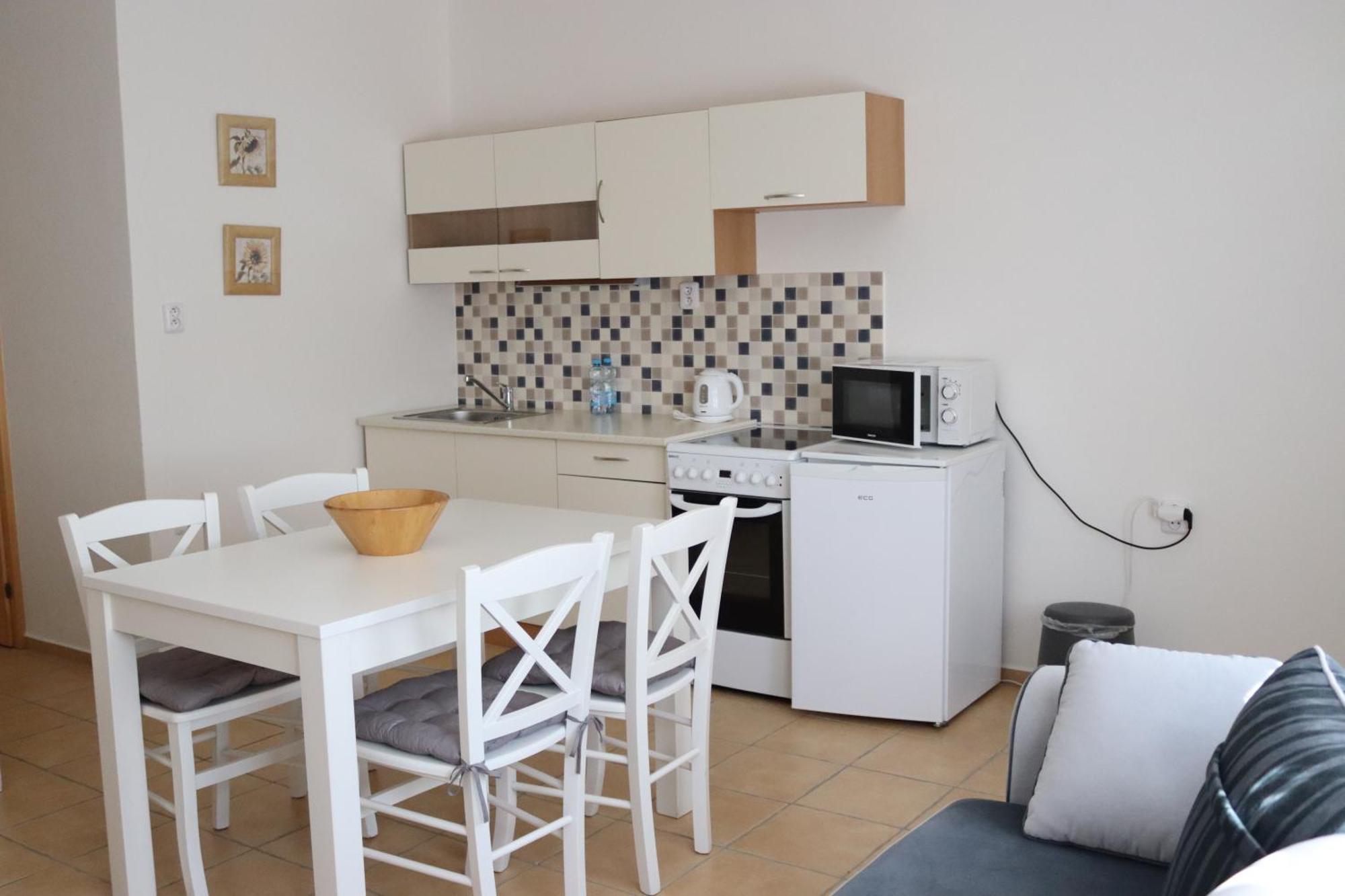 Penzion-apartmán Souček Jindřichŭv Hradec Esterno foto