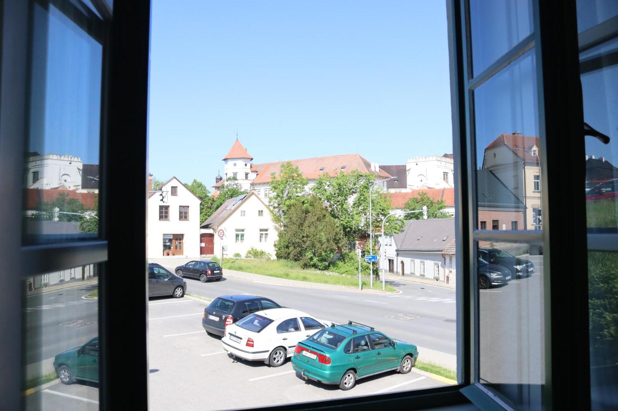 Penzion-apartmán Souček Jindřichŭv Hradec Esterno foto