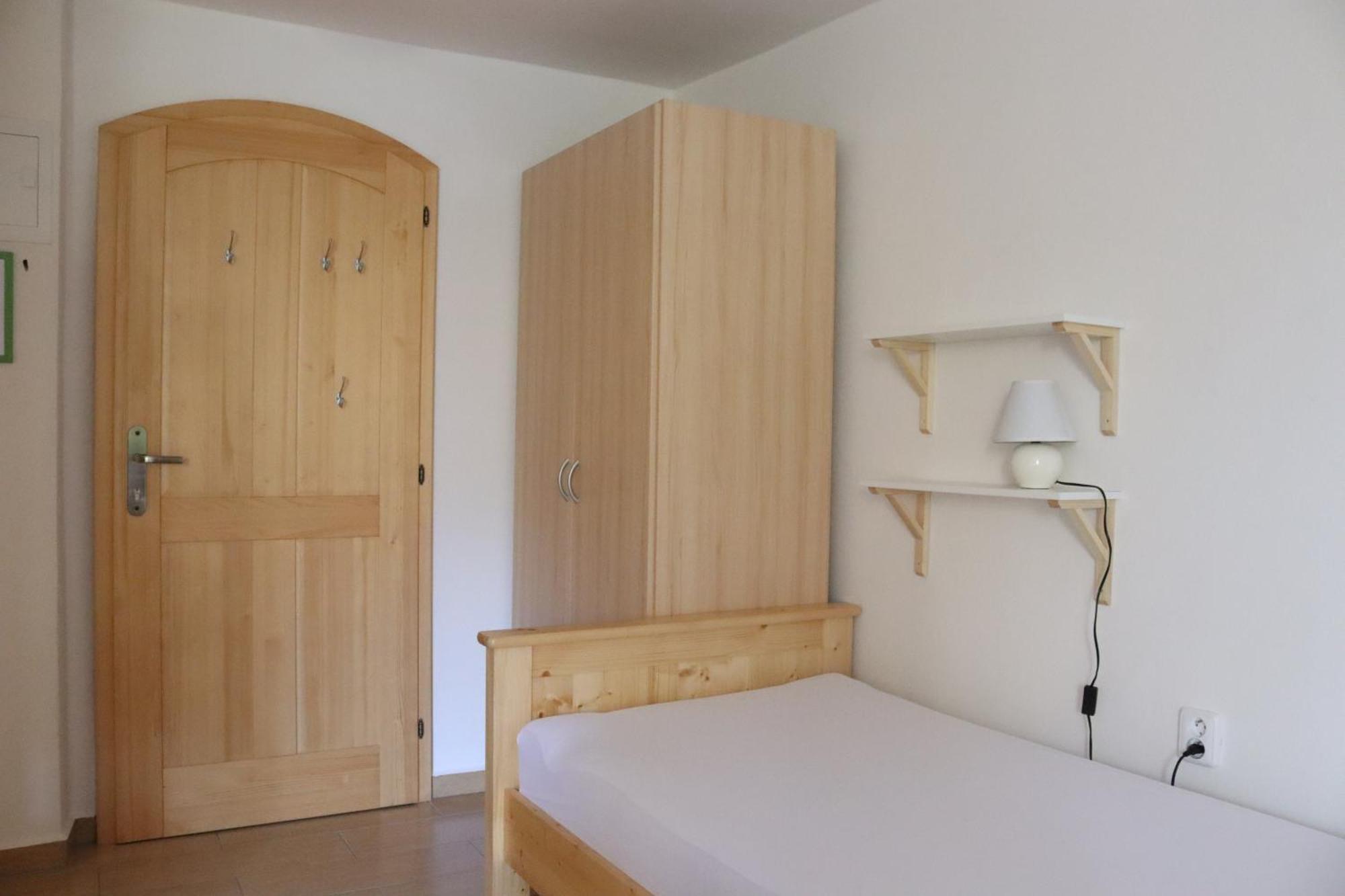 Penzion-apartmán Souček Jindřichŭv Hradec Esterno foto