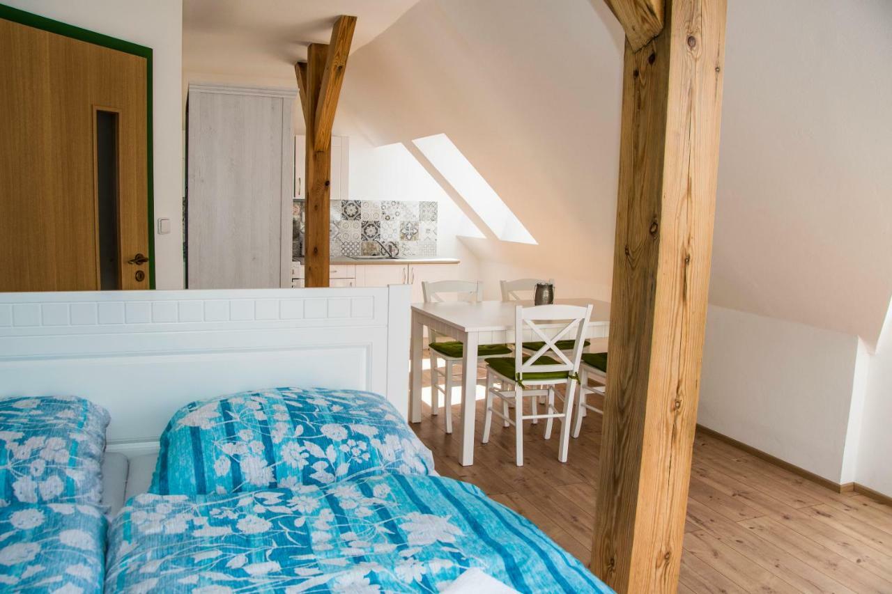 Penzion-apartmán Souček Jindřichŭv Hradec Esterno foto